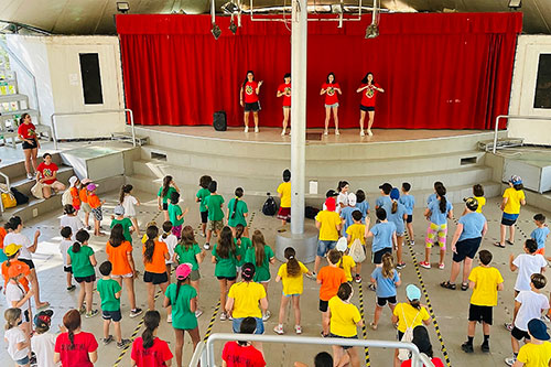 Momento di divertimento per gli ospiti del camping village
